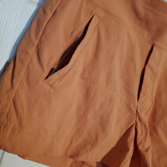 Athleta Dusty Apricot Color Trekki North Shorts - Picture 5 of 9
